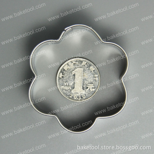 Stainless Steel Plum Blossom Cookie Cutter Biscuit Cake Baking Mold